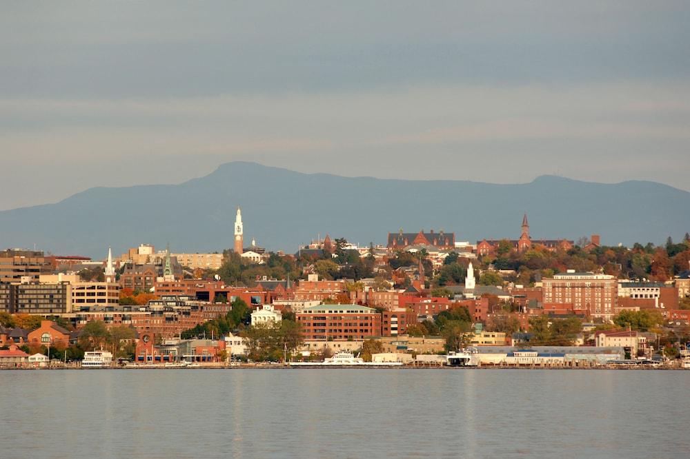 Doubletree By Hilton Hotel Burlington Vermont Bagian luar foto