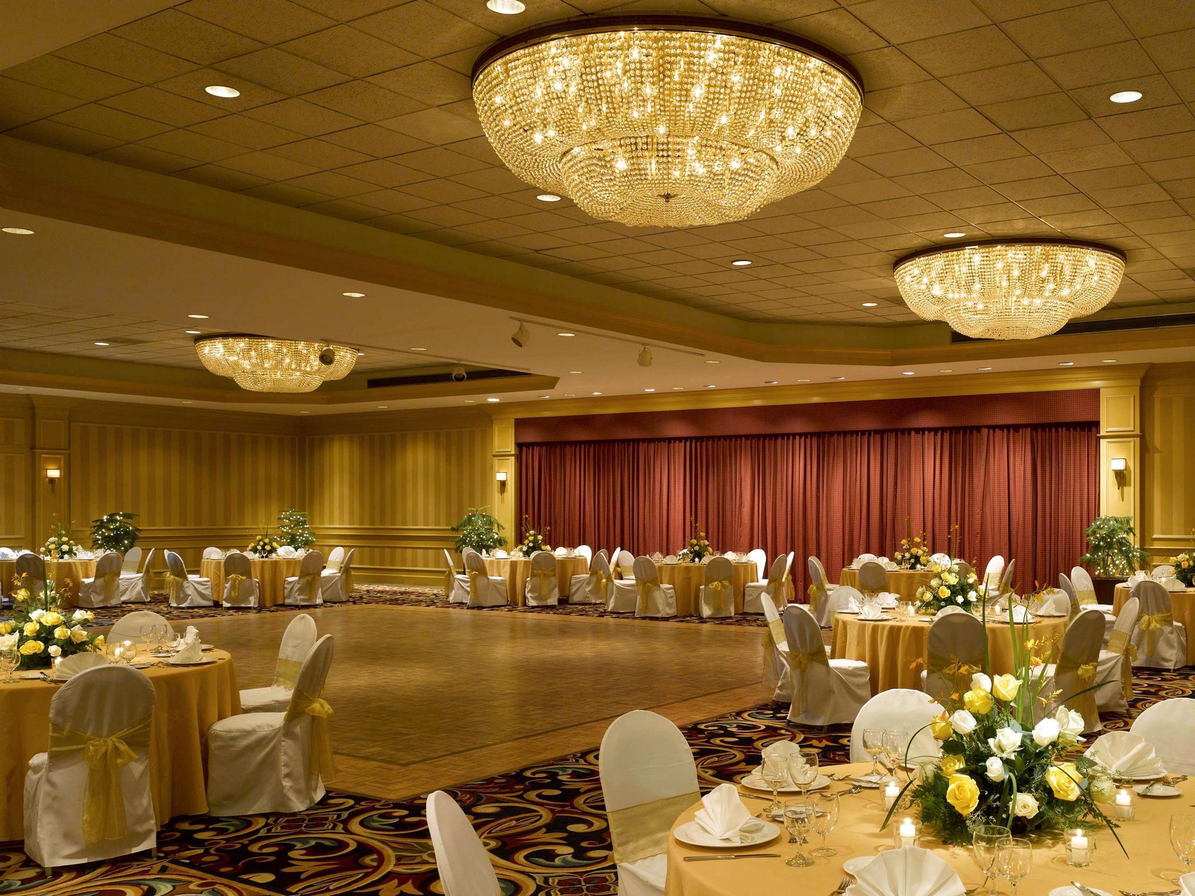 Doubletree By Hilton Hotel Burlington Vermont Bagian luar foto