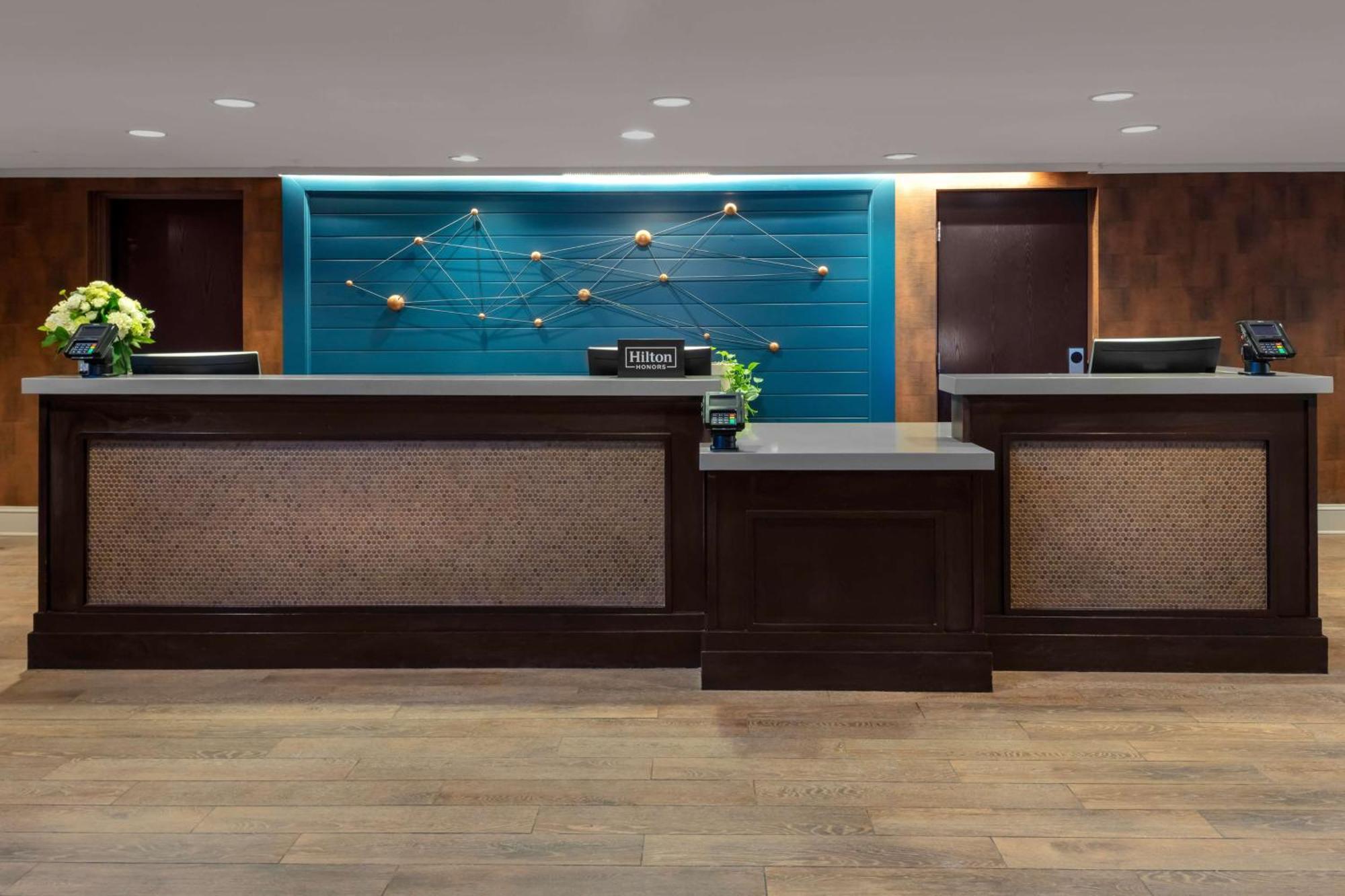 Doubletree By Hilton Hotel Burlington Vermont Bagian luar foto