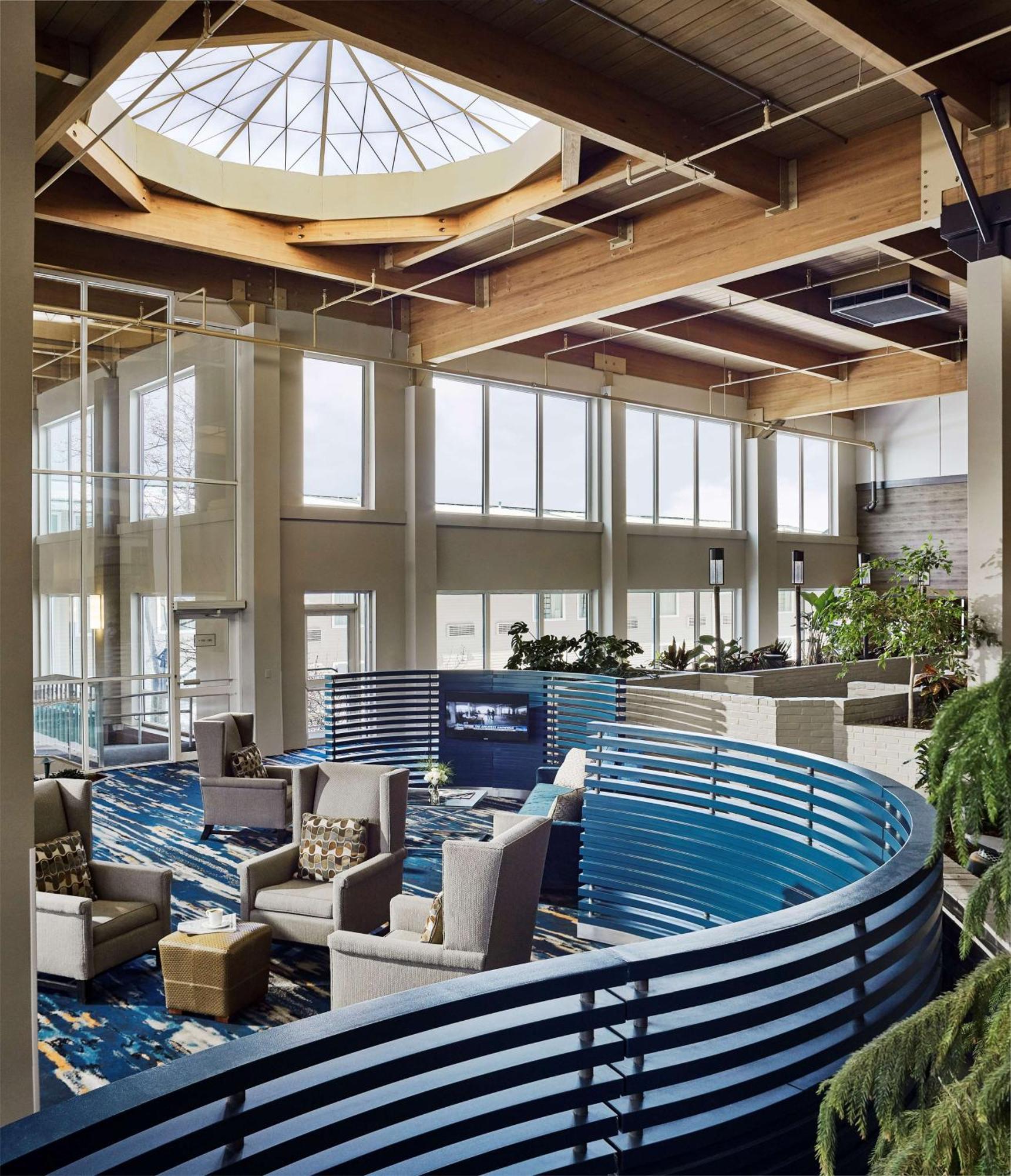 Doubletree By Hilton Hotel Burlington Vermont Bagian luar foto