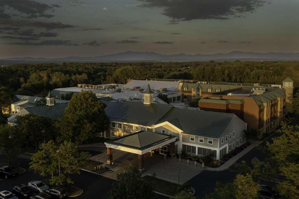 Doubletree By Hilton Hotel Burlington Vermont Bagian luar foto