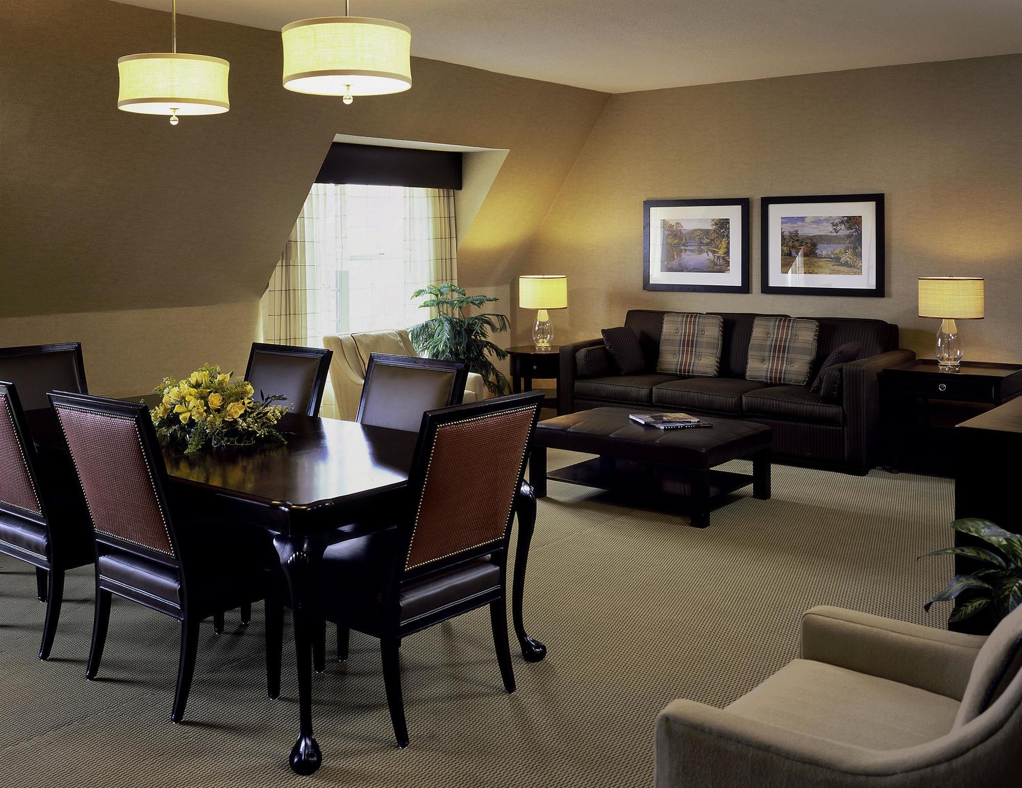 Doubletree By Hilton Hotel Burlington Vermont Bagian luar foto